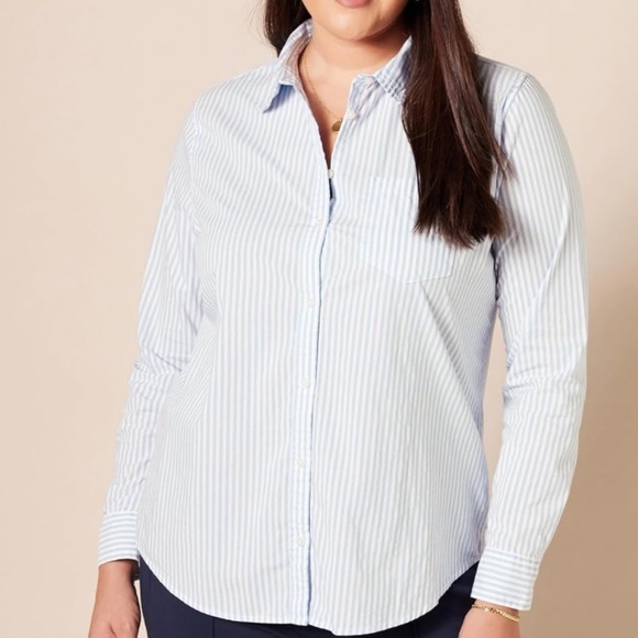 Amazon essentials women’s button down size large - Picture 2 of 6